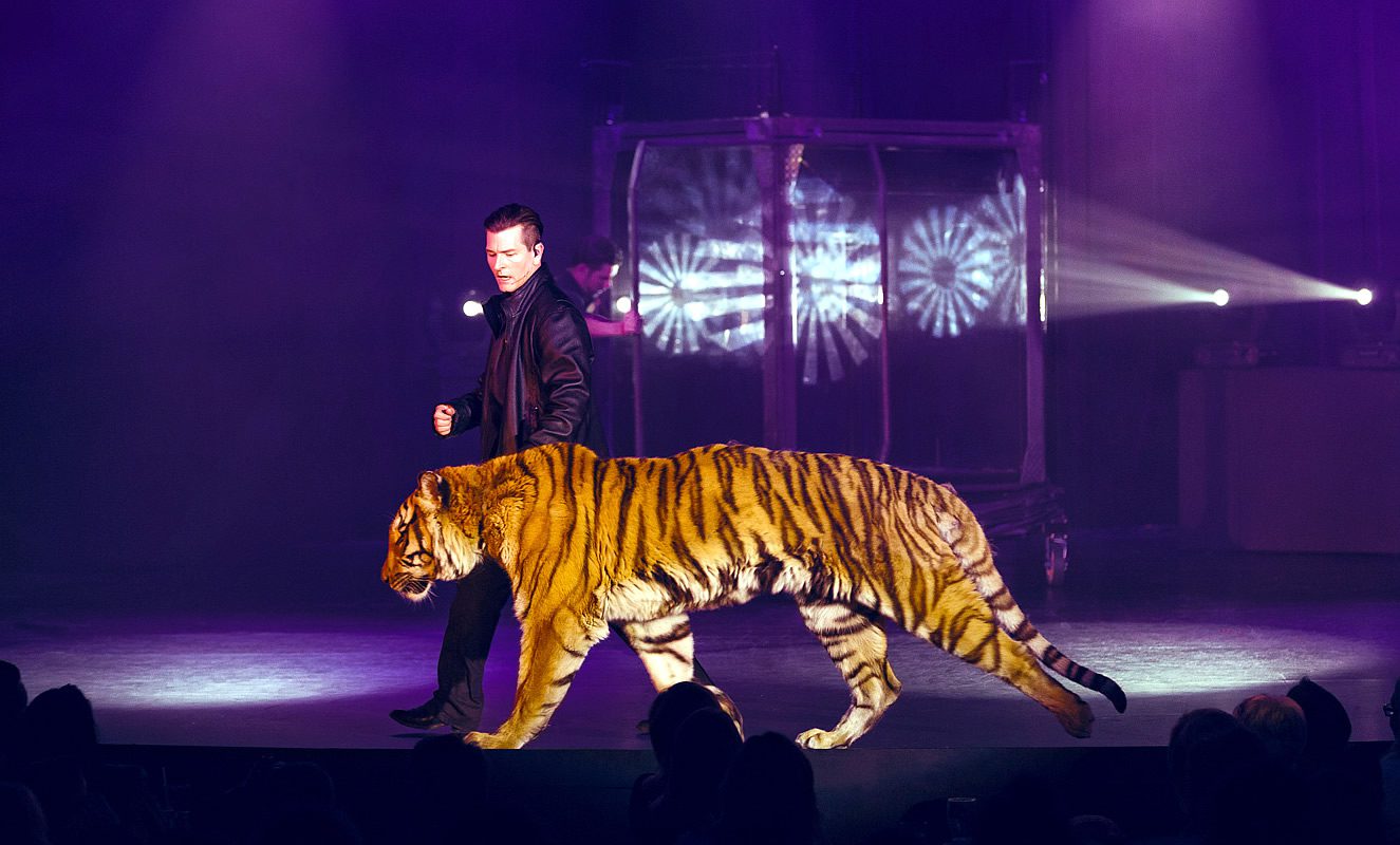 Greg Frewin Theatrical Centre Niagara Falls