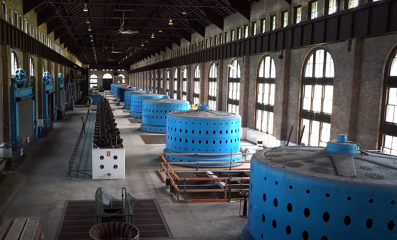 niagara-parks-power-station-interior-1325x800-250k