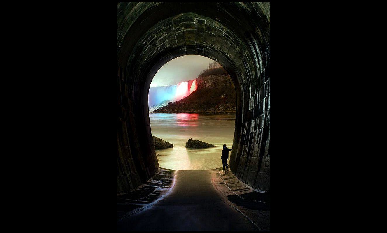 niagara-parks-power-station-tunnel-1325x800-250k